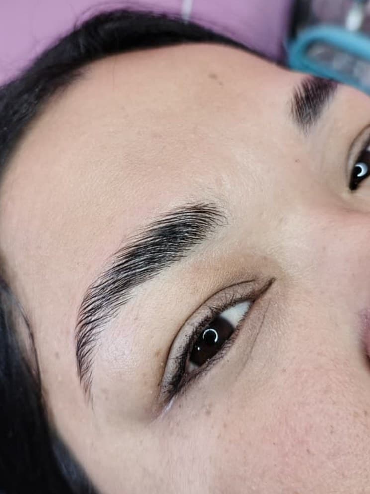 Diseño de cejas